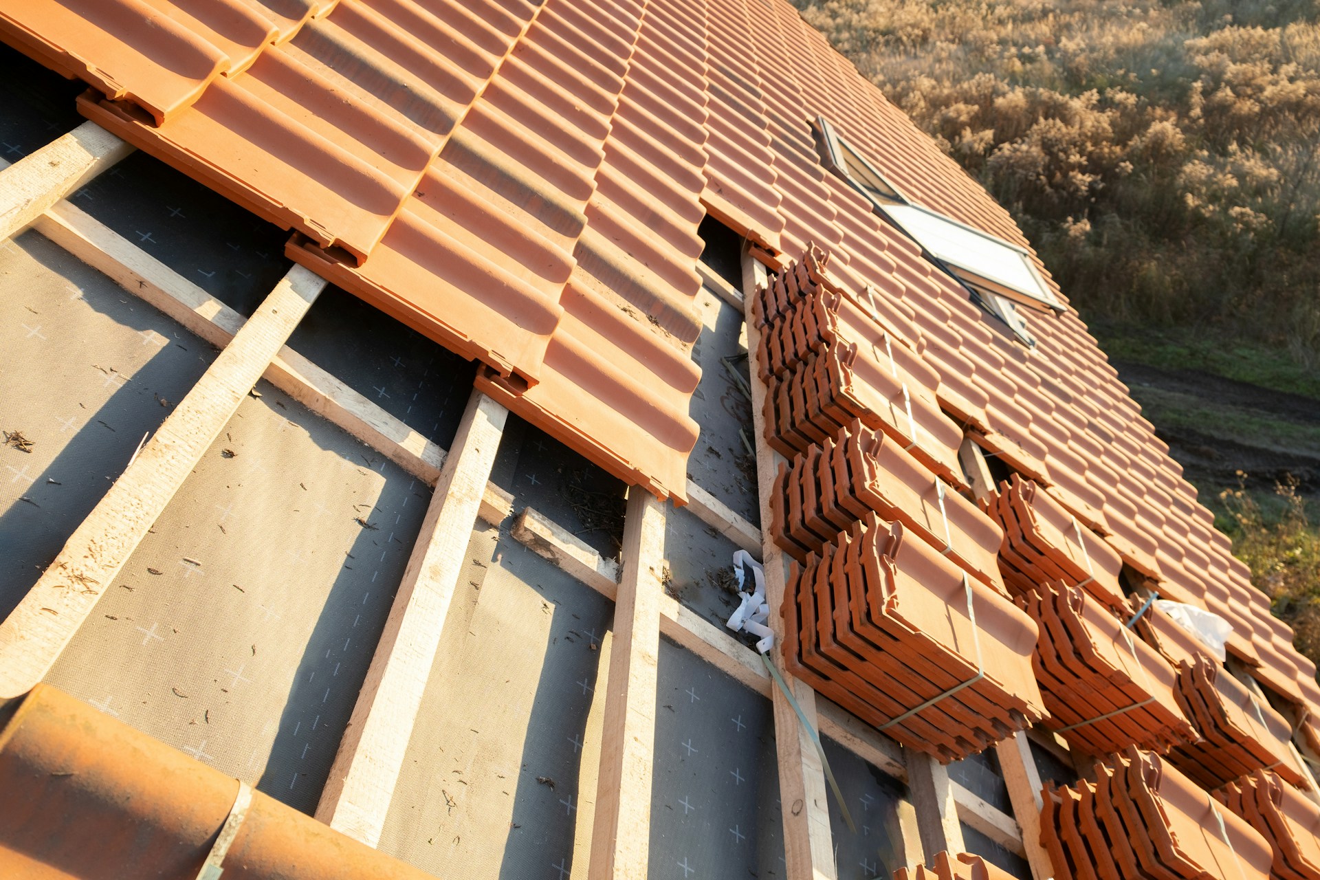 Essential Guide to Choosing the Best Roofing Materials