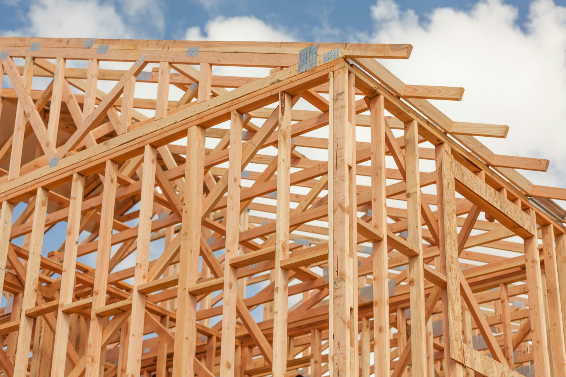 How to Choose the Best Framing Contractor for Your Project