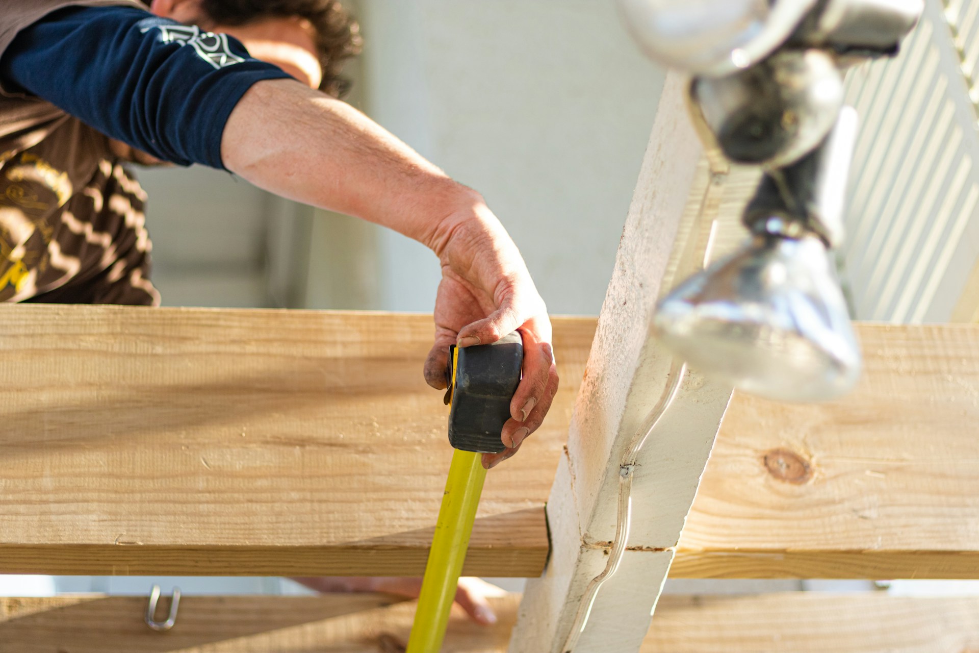 Understanding the Role of a Framing Carpenter in Construction