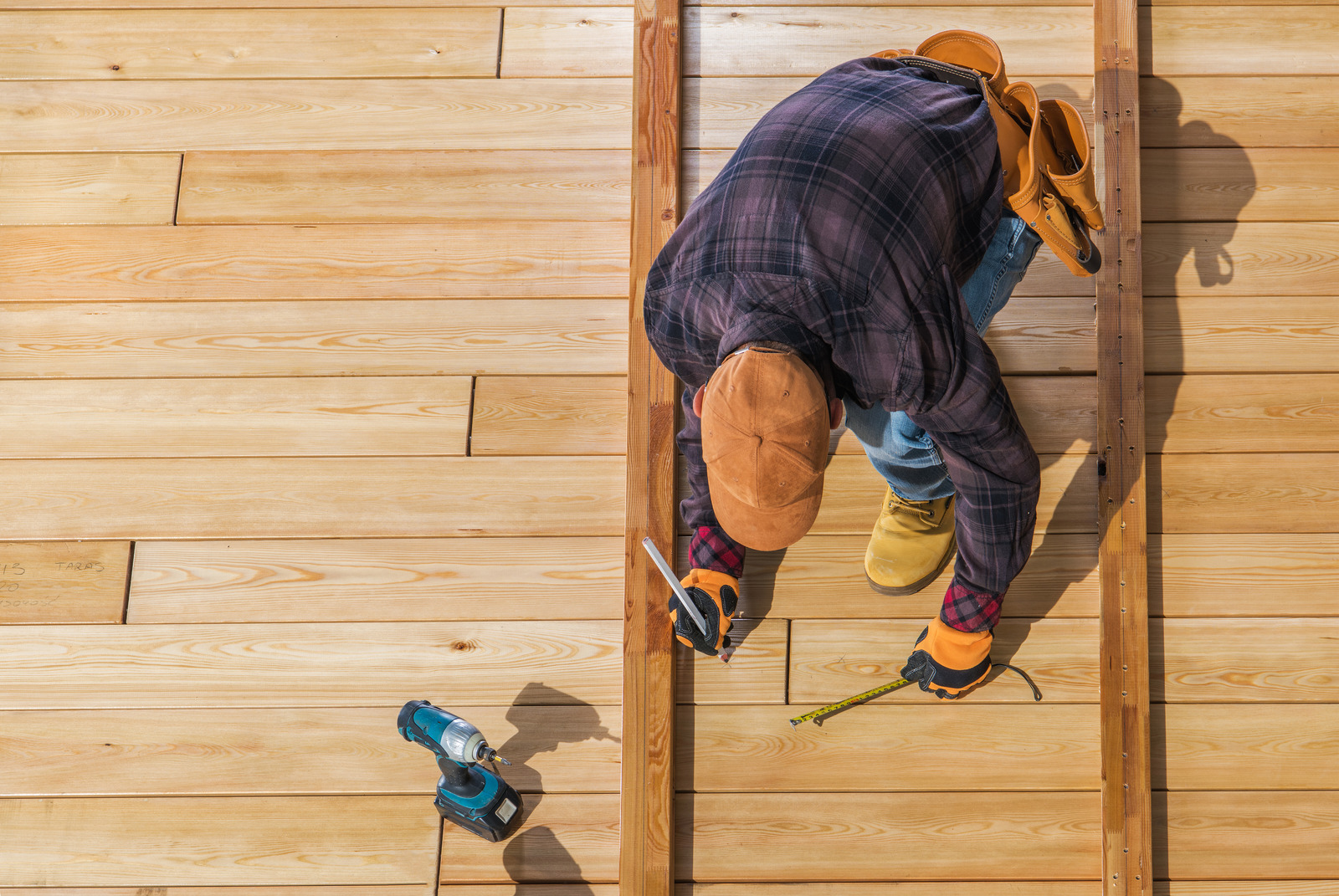 Hiring a Deck Builder in Ottawa: Most Homeowners Get This Part Wrong